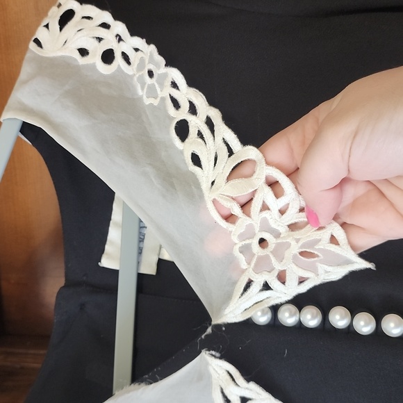 # 168 VNTG 90’s Black Dress w/ Lace Collar - Picture 11 of 14